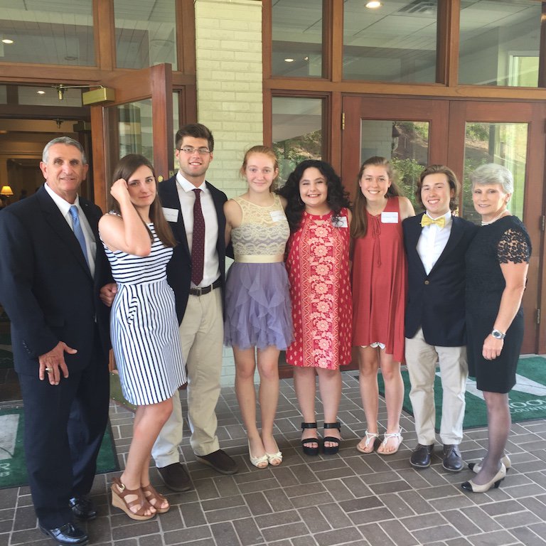 Hoover Service Club gives out 2017 scholarships, awards - HooverSun.com