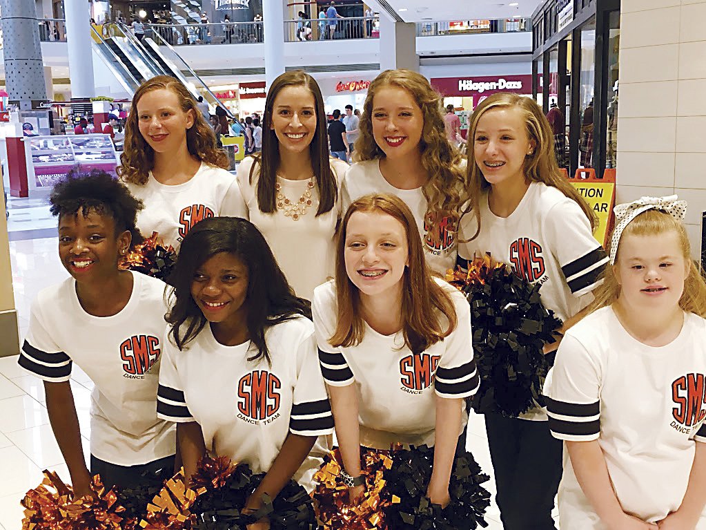 Simmons Middle School dance team  performs at The Bell 