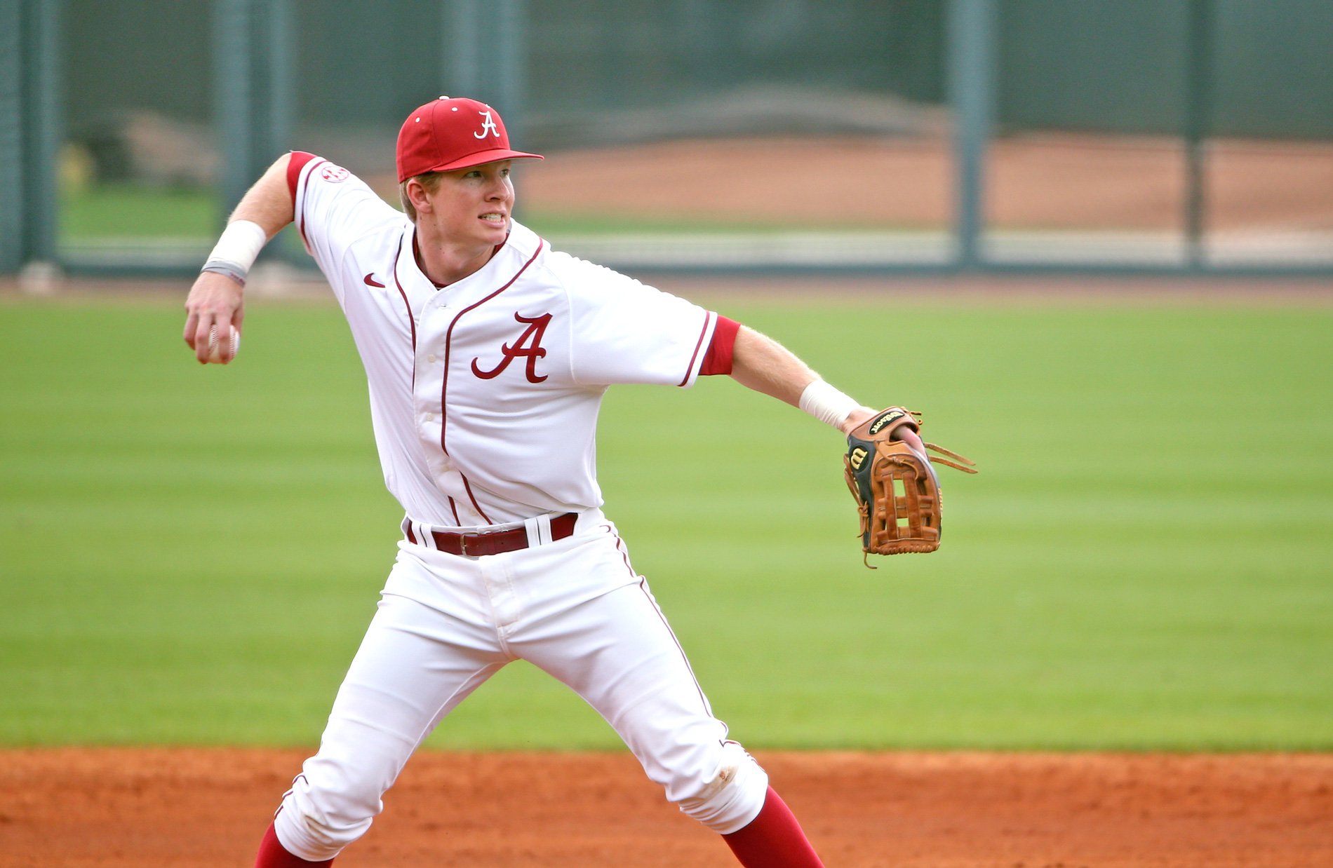 Alabama baseball could play in Hoover in 2015 while Sewell-Thomas