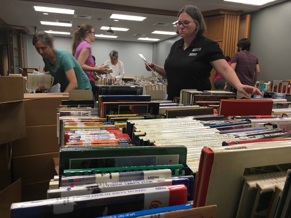 Hoover library 2017 fall book sale