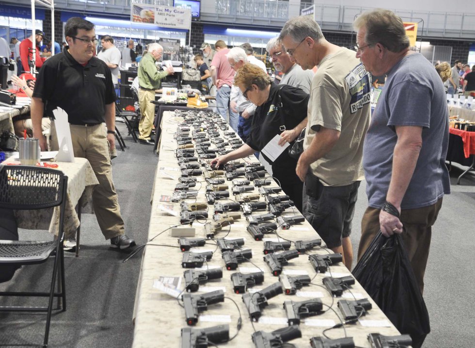 Collectors and Shooters Club gun show 4-28-18 (6)
