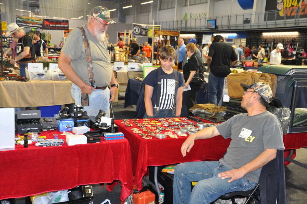 Collectors and Shooters Club gun show 4-28-18 (7)