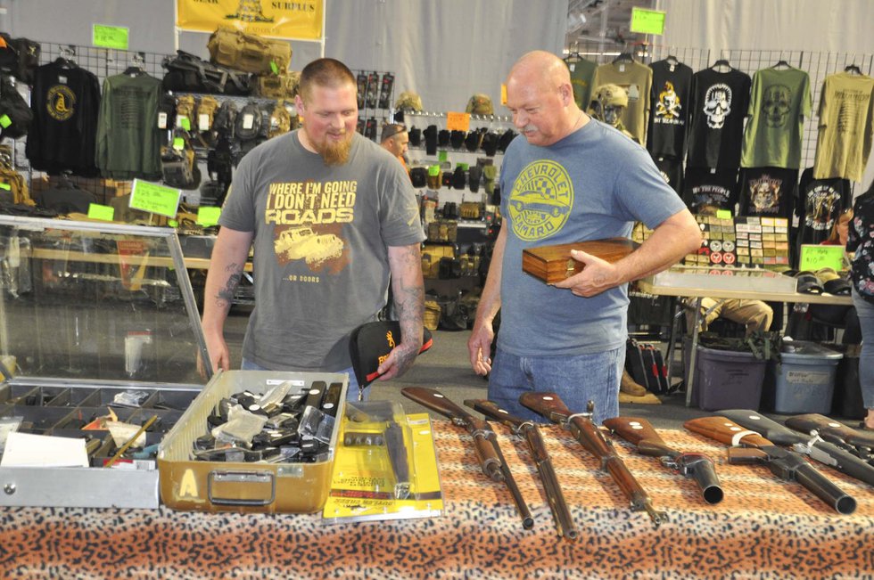 Collectors and Shooters Club gun show 4-28-18 (10)