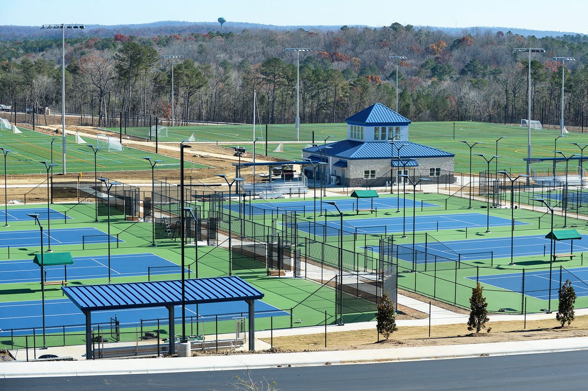 hoover-met-complex-nears-completion-hooversun