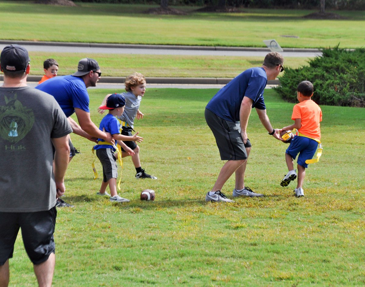 Peninsula Flag League gives youth a tackle-free football experience