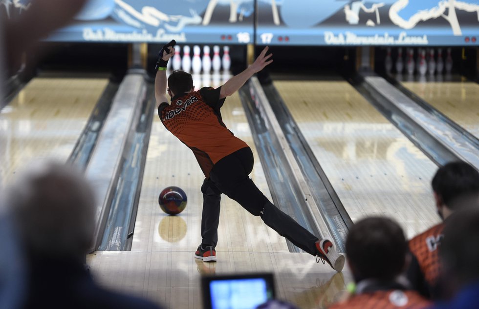 Jags win state bowling, Bucs place 2nd 