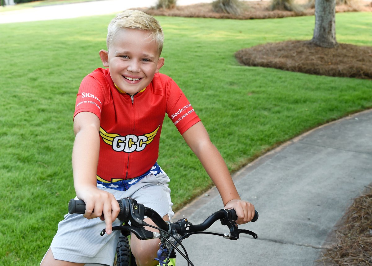 Biking for Braxton: Canadian man bikes 745 miles to aid 9-year-old ...