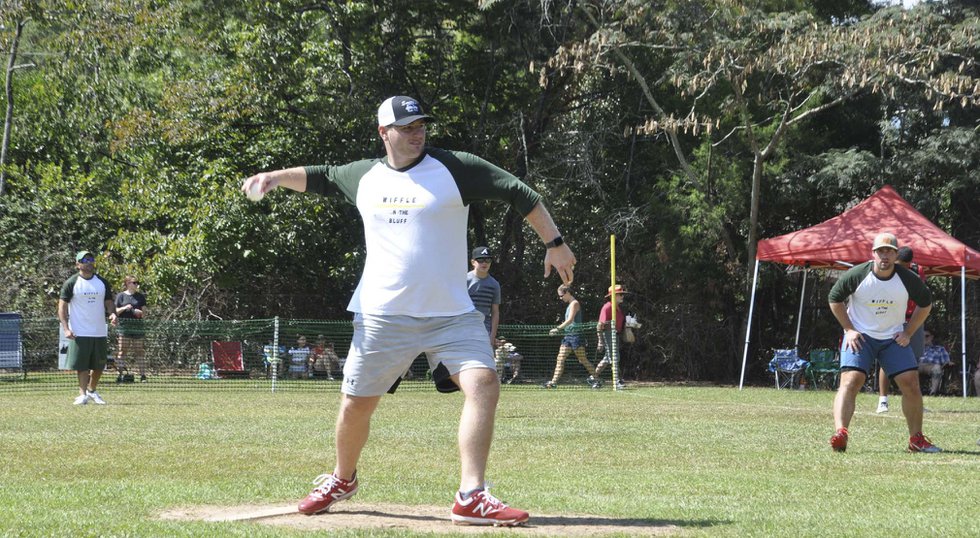 210926_Wiffle_on_the_Bluff2