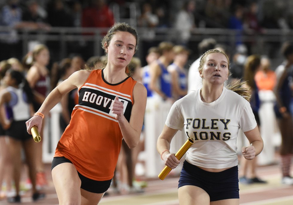 Bucs sweep state indoor alts - HooverSun.com