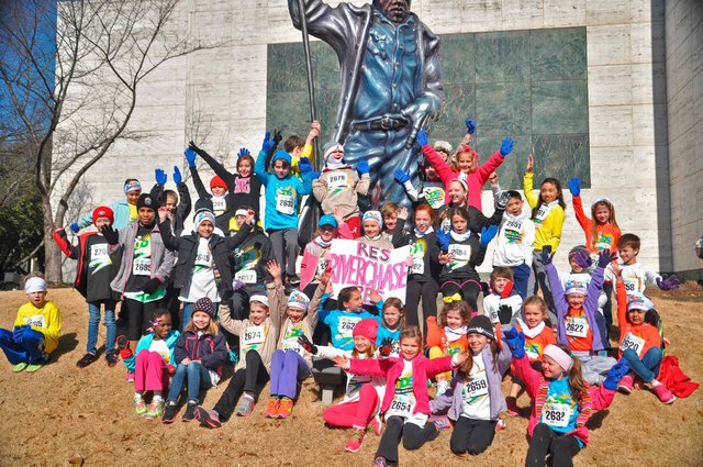 Riverchase Elementary participates in Kids Mercedes Marathon